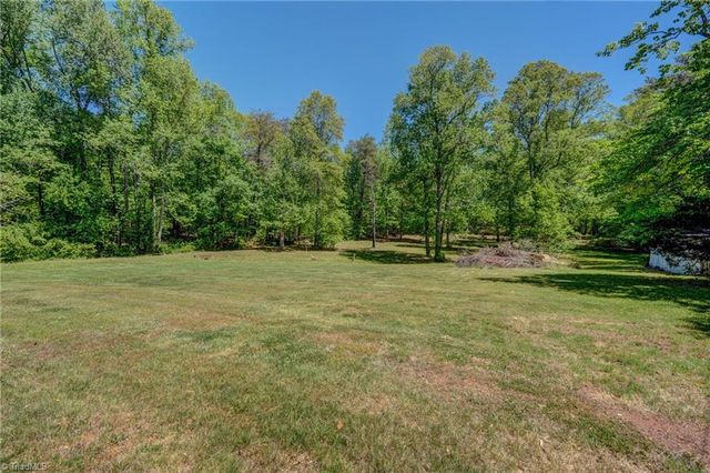 124 Clydes Drive, Reidsville, NC 27320