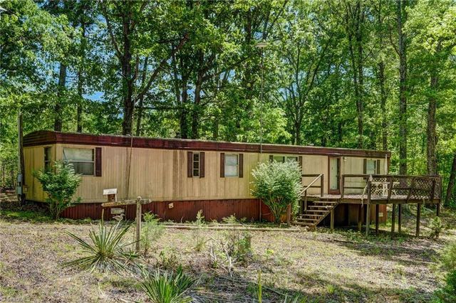 124 Clydes Drive, Reidsville, NC 27320