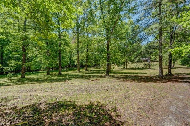 124 Clydes Drive, Reidsville, NC 27320