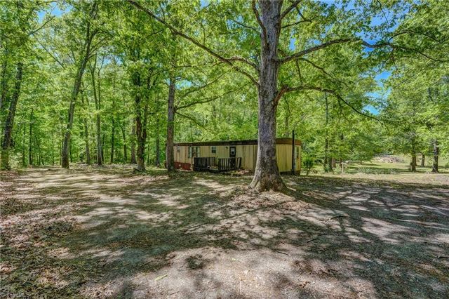 124 Clydes Drive, Reidsville, NC 27320