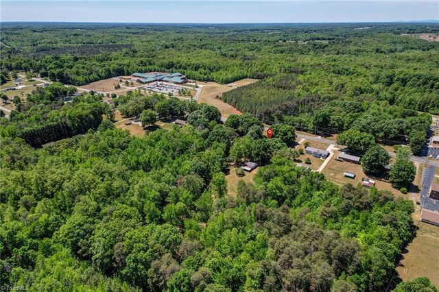 124 Clydes Drive, Reidsville, NC 27320
