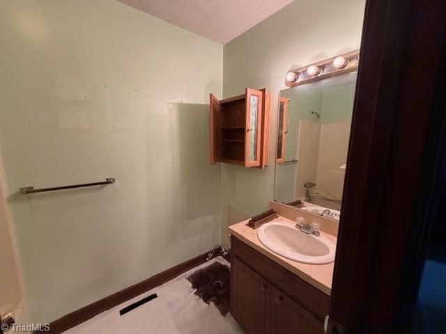 124 Clydes Drive, Reidsville, NC 27320