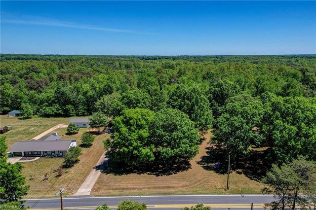 124 Clydes Drive, Reidsville, NC 27320