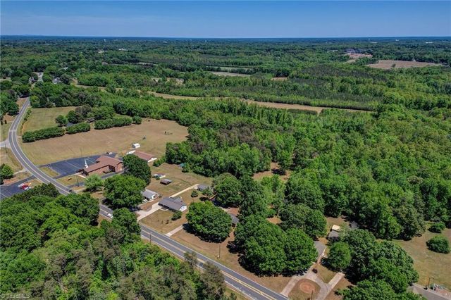 124 Clydes Drive, Reidsville, NC 27320