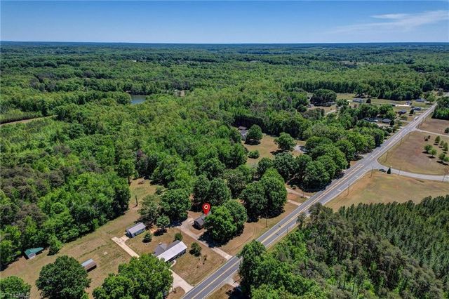 124 Clydes Drive, Reidsville, NC 27320