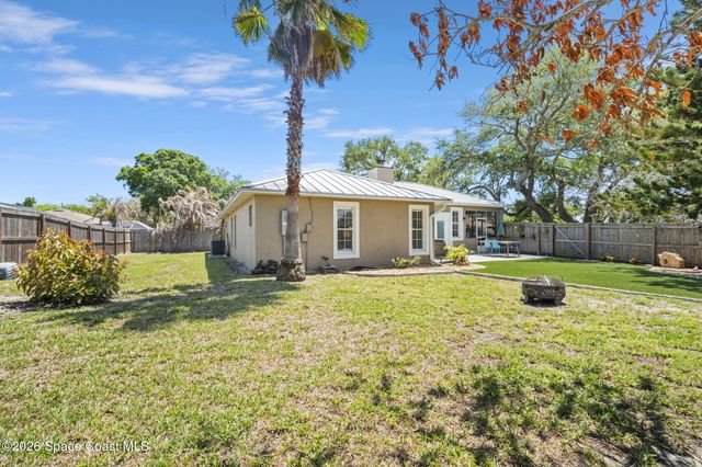 120 Country Woods Place, Merritt Island, FL 32952