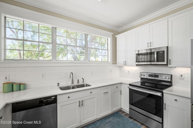 120 Country Woods Place, Merritt Island, FL 32952