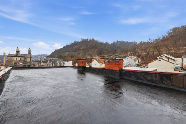 226 8th St 224, Sharpsburg, PA 15215