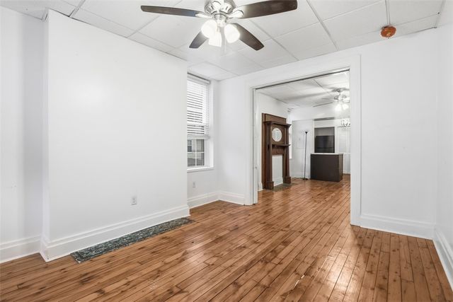 226 8th St 224, Sharpsburg, PA 15215