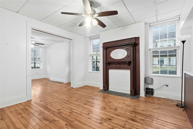226 8th St 224, Sharpsburg, PA 15215