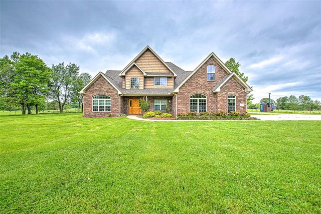 222 Spring Creek Road, Lowell, AR 72745
