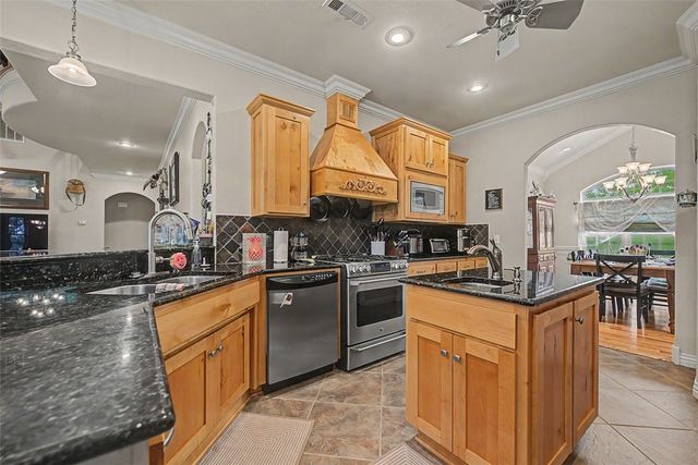 222 Spring Creek Road, Lowell, AR 72745