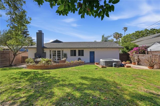 8916 Rayford, Los Angeles, CA 90045