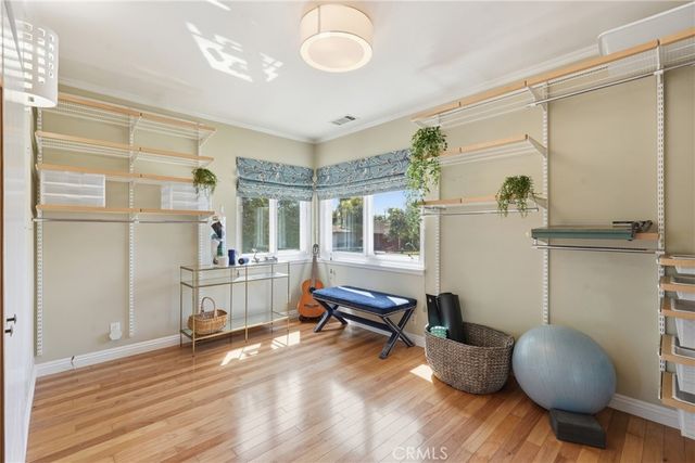 8916 Rayford, Los Angeles, CA 90045