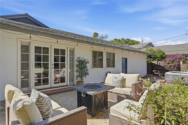 8916 Rayford, Los Angeles, CA 90045