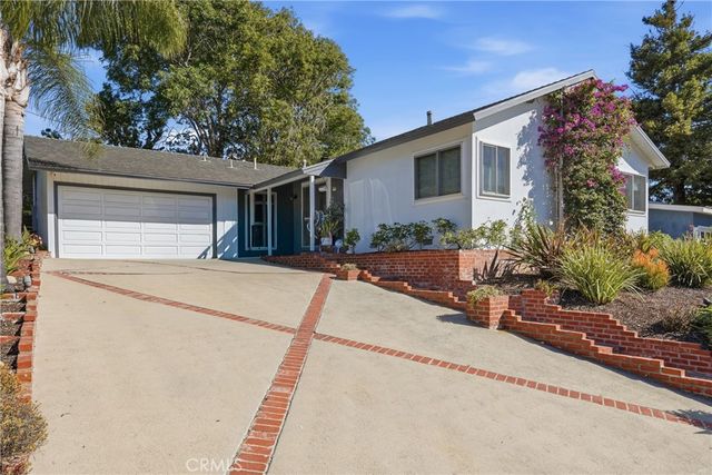 8916 Rayford, Los Angeles, CA 90045