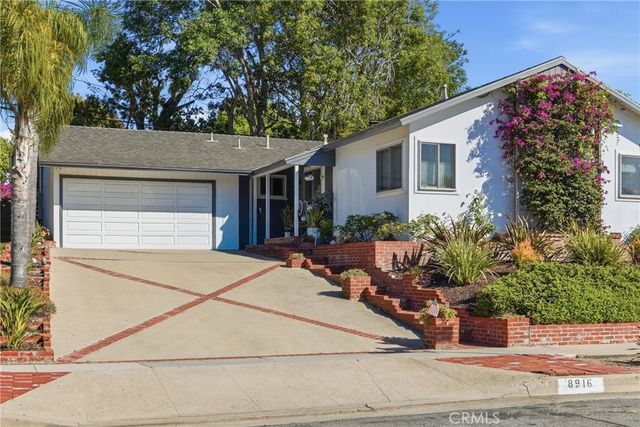 8916 Rayford, Los Angeles, CA 90045
