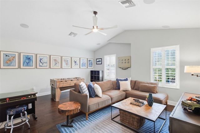 3404 W DORCHESTER STREET, Tampa, FL 33611