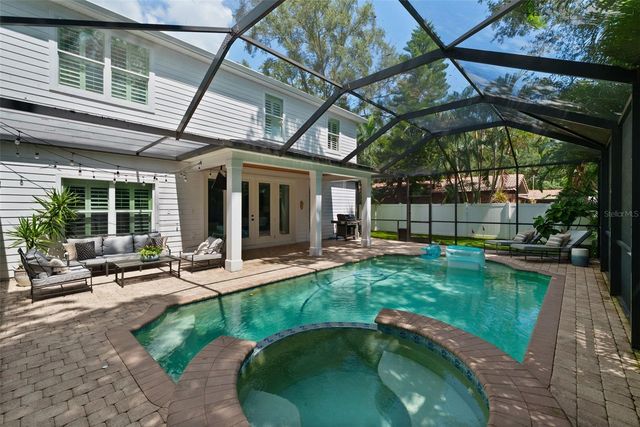 3404 W DORCHESTER STREET, Tampa, FL 33611