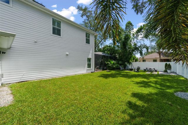 3404 W DORCHESTER STREET, Tampa, FL 33611