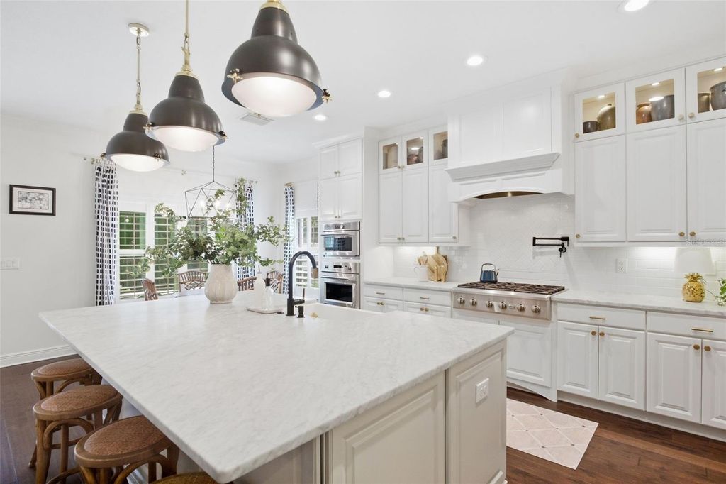 Image 18 of property listing at 3404 W DORCHESTER STREET, Tampa, FL 33611