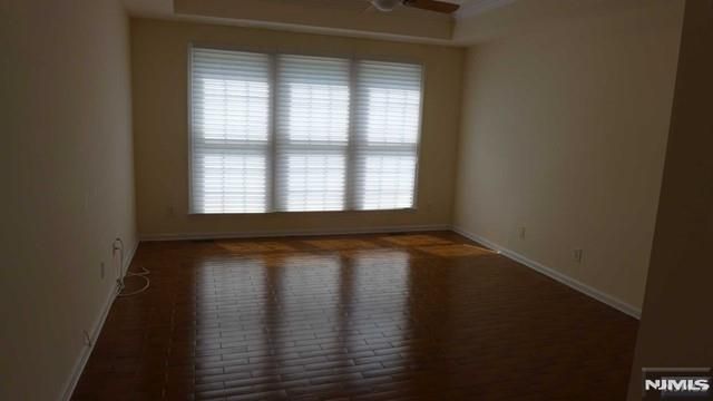 85 Buckthorn, Paramus, NJ 07652