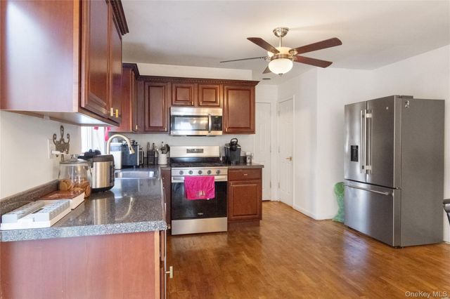 4 Wayne Court, Middletown, NY 10941