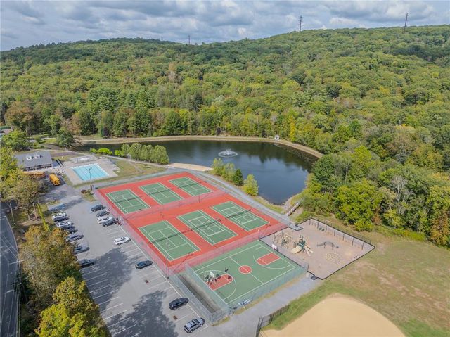 3166 Cherry Ridge Road, Lehman Twp, PA 18324