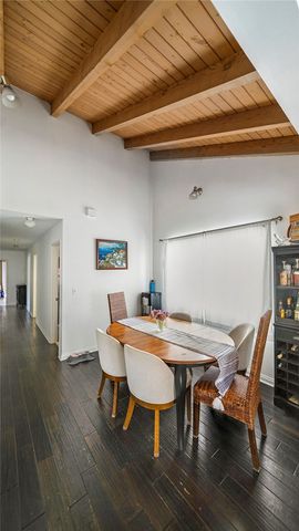127 21st, Manhattan Beach, CA 90266