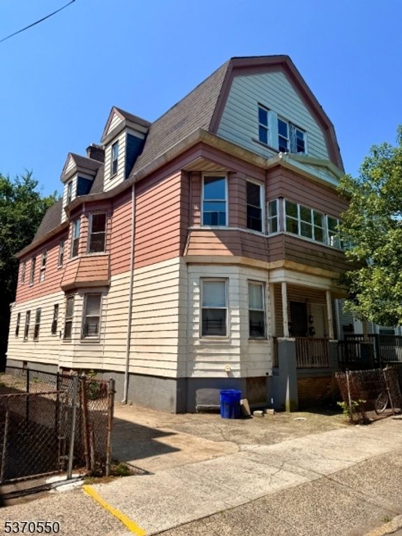 462 Avon Ave, Newark City, NJ 07108