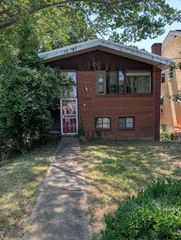 3128 CENTRAL AVE NE, Washington, DC 20018