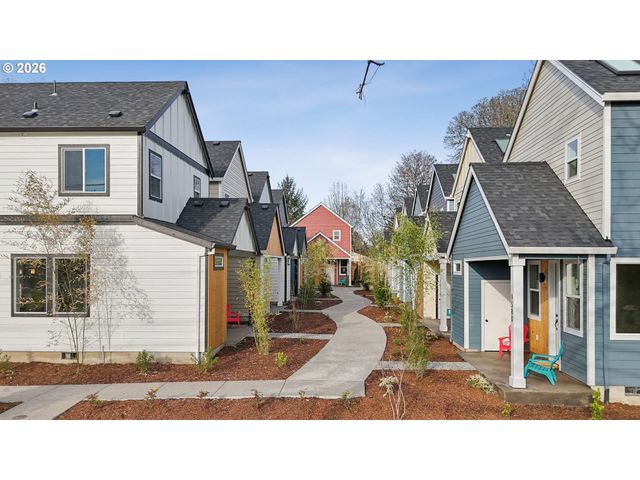 9588 Sw 91ST Ave 10, Portland, OR 97223