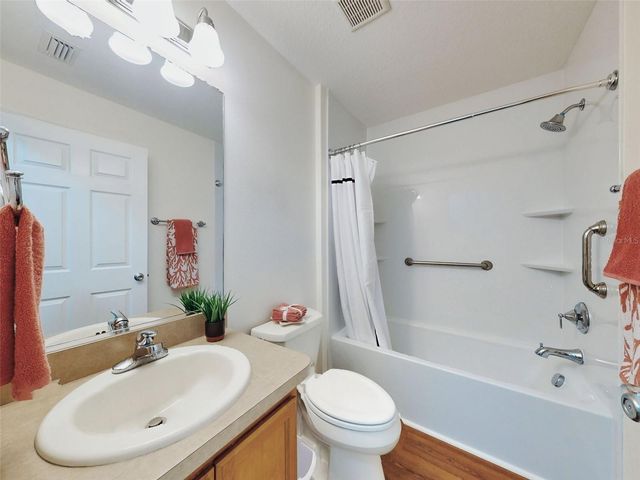 1521 HOLLYBERRY PLACE, The Villages, FL 32162