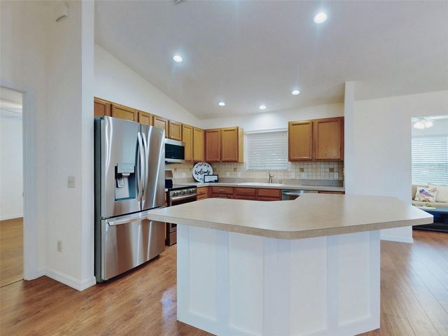 1521 HOLLYBERRY PLACE, The Villages, FL 32162