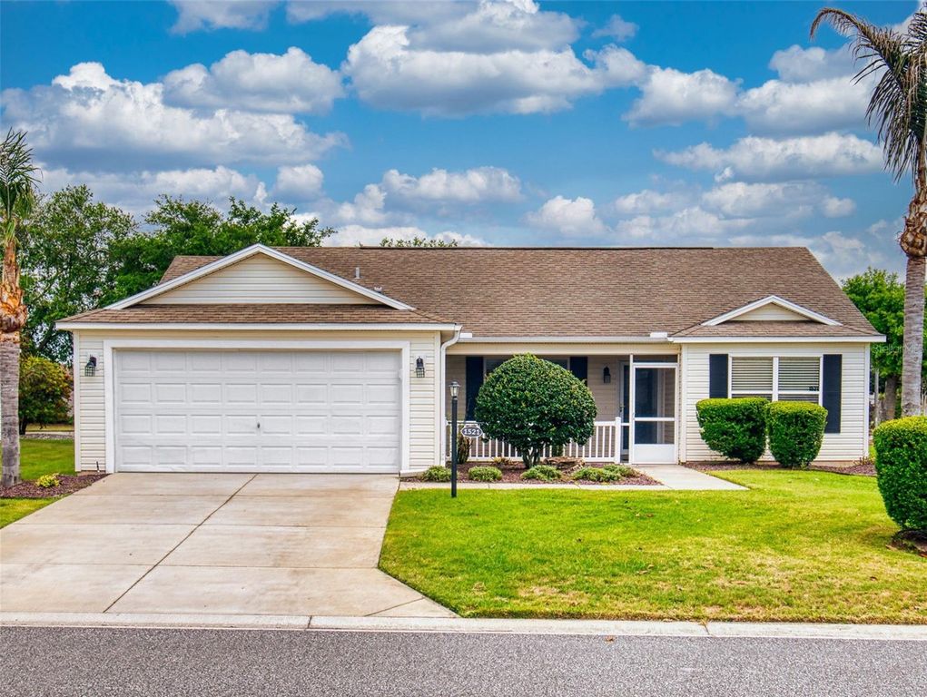 1521 HOLLYBERRY PLACE, The Villages, FL 32162