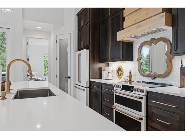 128 N 22ND Ct, Ridgefield, WA 98642