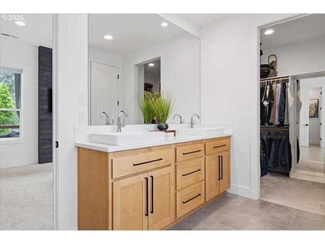 128 N 22ND Ct, Ridgefield, WA 98642