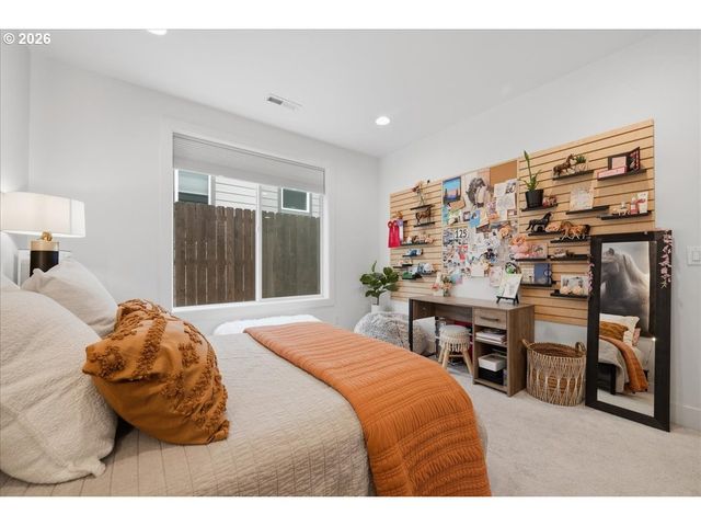 128 N 22ND Ct, Ridgefield, WA 98642
