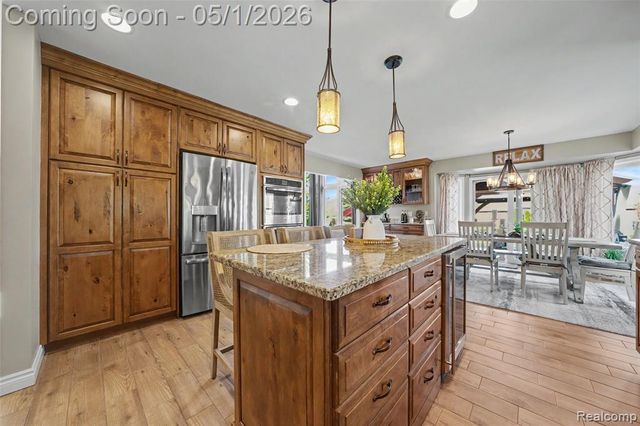 48333 Manchester Drive, Macomb, MI 48044