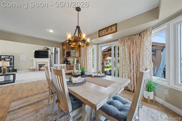 48333 Manchester Drive, Macomb, MI 48044