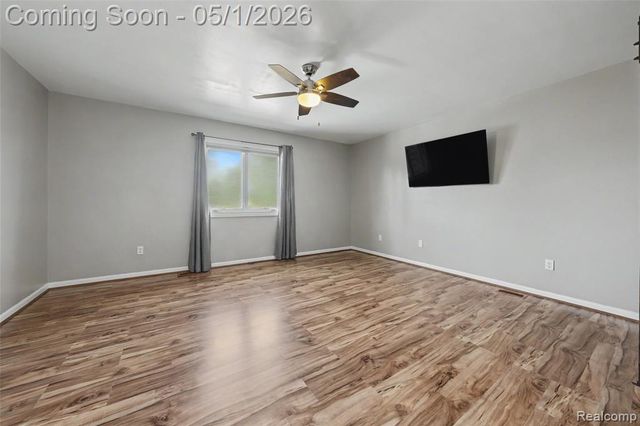 48333 Manchester Drive, Macomb, MI 48044