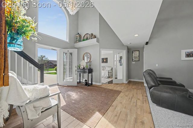 48333 Manchester Drive, Macomb, MI 48044
