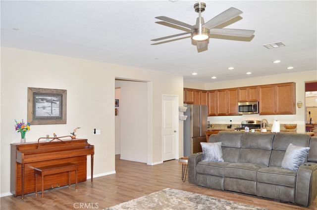 166 Fox Lane, Calimesa, CA 92320