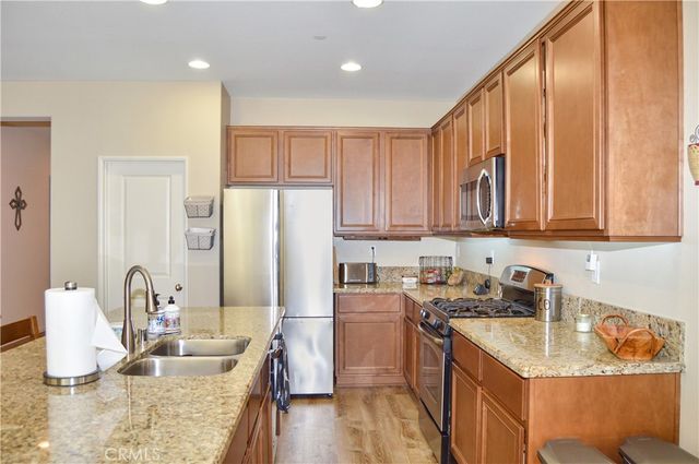 166 Fox Lane, Calimesa, CA 92320