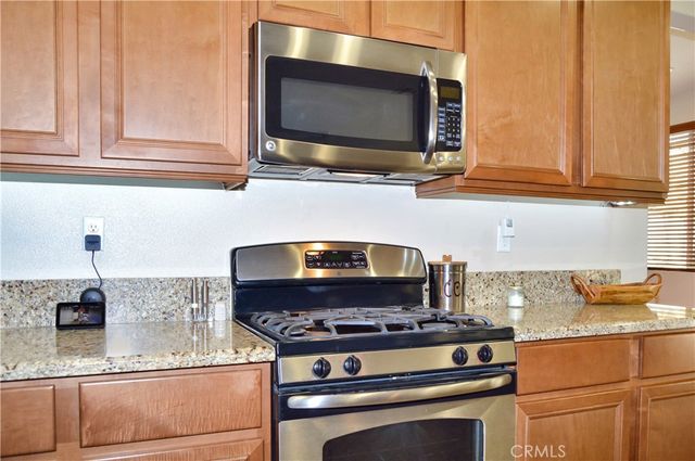 166 Fox Lane, Calimesa, CA 92320