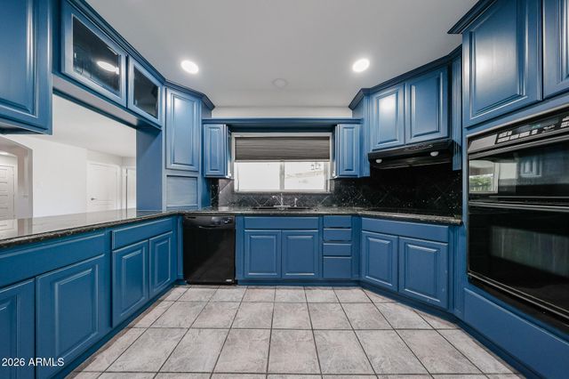 1341 E GARNET Circle, Mesa, AZ 85204