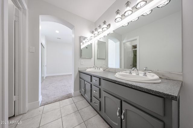 1341 E GARNET Circle, Mesa, AZ 85204