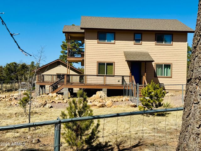 5661 COUGAR Drive, Happy Jack, AZ 86024