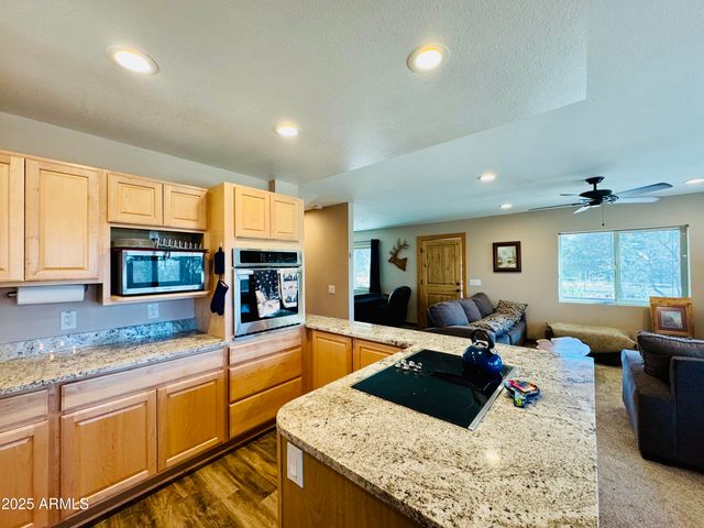 5661 COUGAR Drive, Happy Jack, AZ 86024