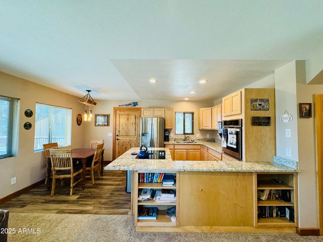 5661 COUGAR Drive, Happy Jack, AZ 86024
